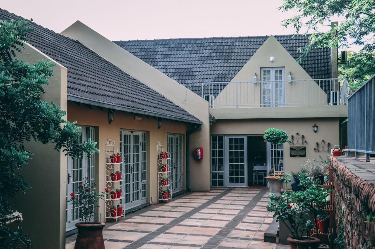 Amoris Guest House-Waterkloof Ridge Pretoria Bagian luar foto