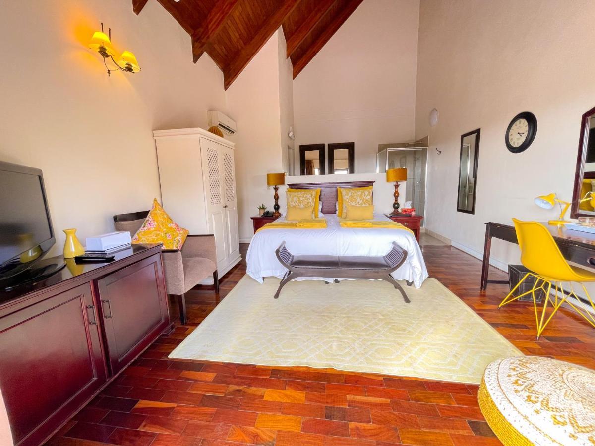 Amoris Guest House-Waterkloof Ridge Pretoria Bagian luar foto