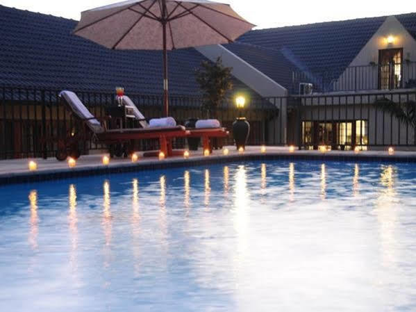 Amoris Guest House-Waterkloof Ridge Pretoria Bagian luar foto